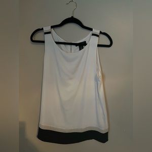 White House Black Market Size M​